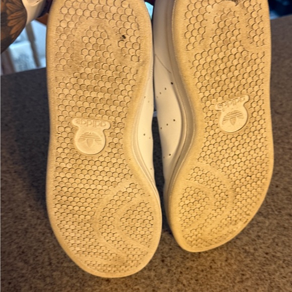 Adidas Stan Smith White Sneakers - Picture 4 of 5
